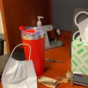 Meet your Posher, Dennis